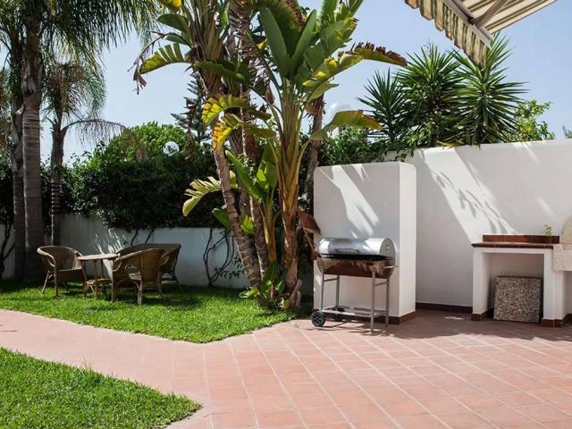 Villa Indipendente in vendita a Puglia, Lecce