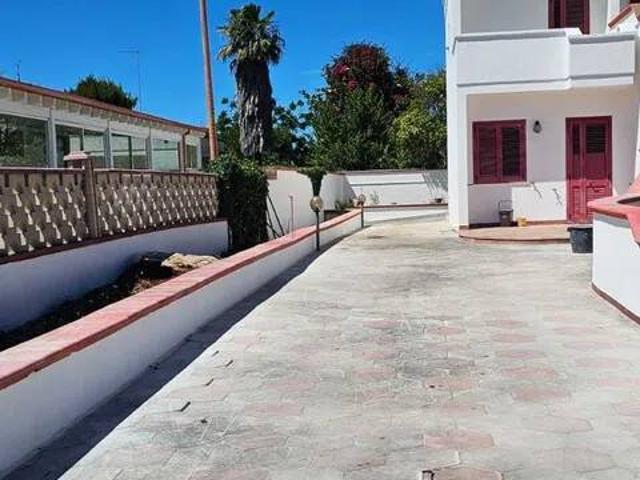 Villa Indipendente in vendita a Puglia, Lecce