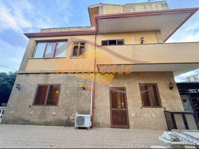 Villa Indipendente in vendita a Città Giardino, Melilli