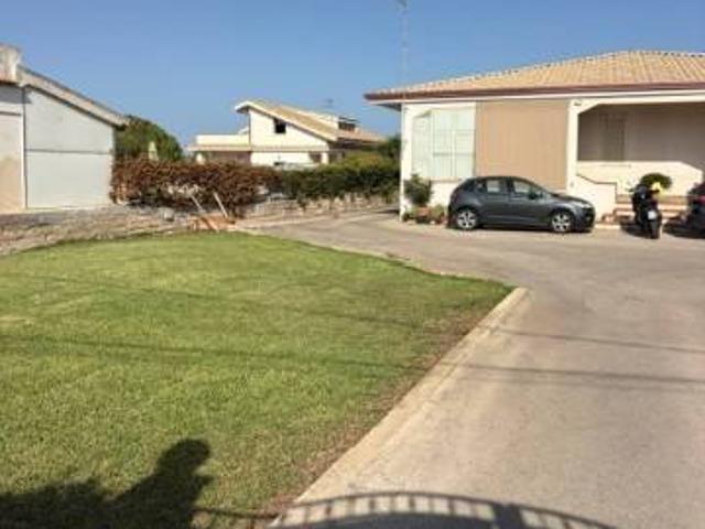 Villa Indipendente in vendita a Città Giardino, Melilli