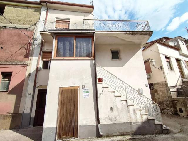 Villa Indipendente in vendita a Melizzano, Campania
