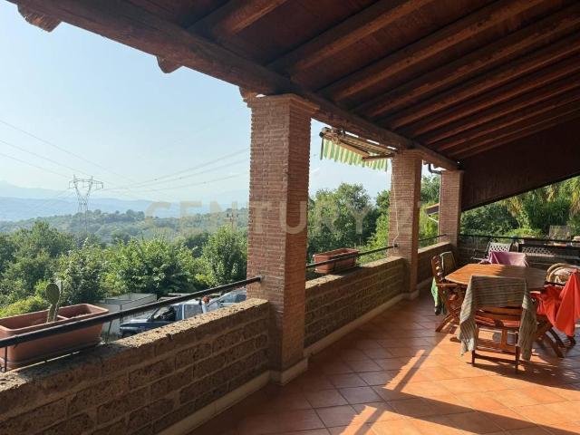 Villa Indipendente in vendita a Melizzano, Campania