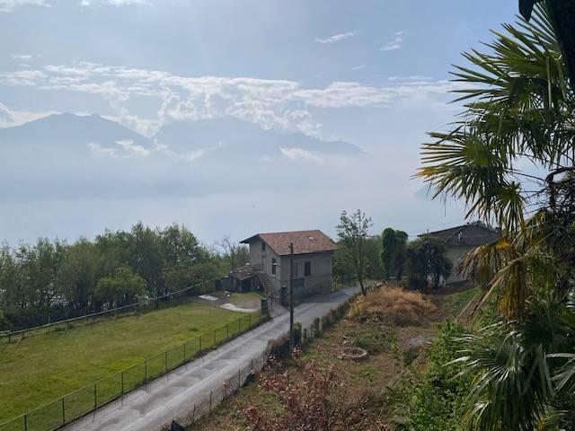 Villa Indipendente in vendita a Loveno, Menaggio