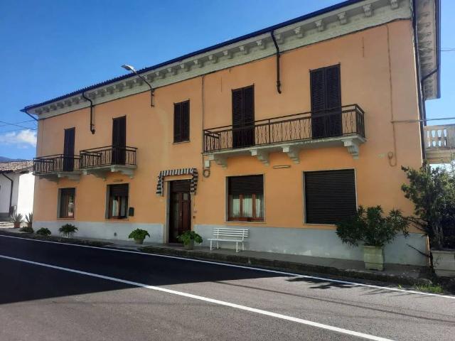 Villa Indipendente in vendita a Menconico, Lombardia