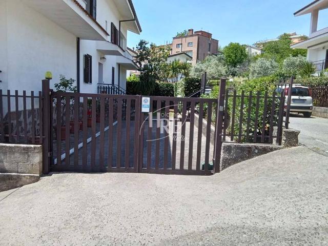 Villa Indipendente in vendita a Calabria, Cosenza