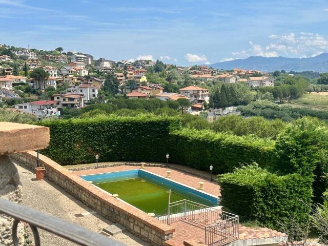 Villa Indipendente in vendita a Calabria, Cosenza
