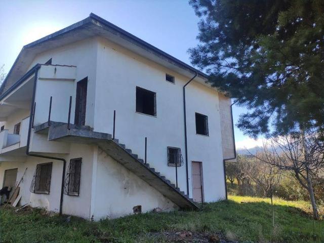 Villa Indipendente in vendita a Calabria, Cosenza