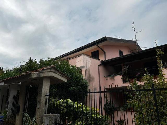 Villa Indipendente in vendita a Calabria, Cosenza