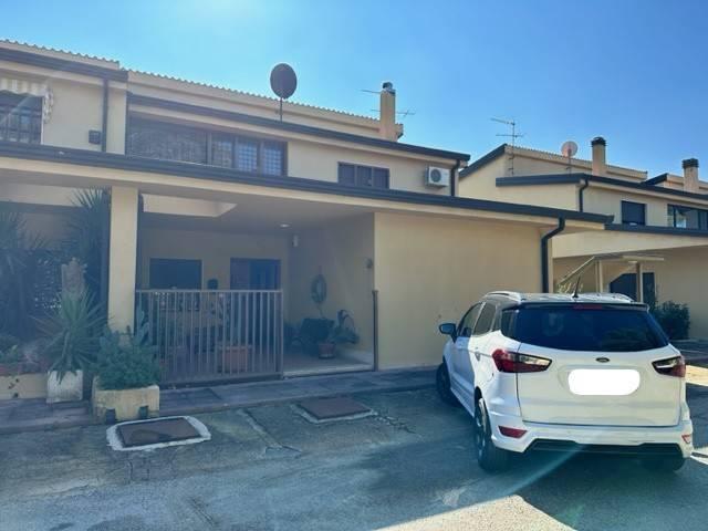 Villa Indipendente in vendita a Calabria, Cosenza