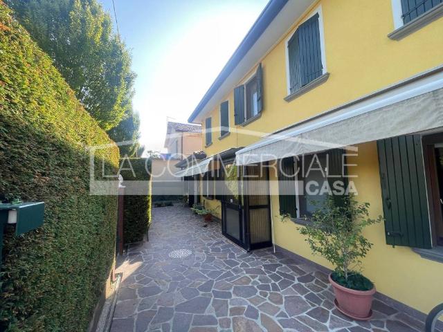 Villa Indipendente in vendita a Meolo, Venezia