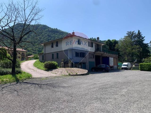 Villa Indipendente in vendita a Novate Brianza, Merate