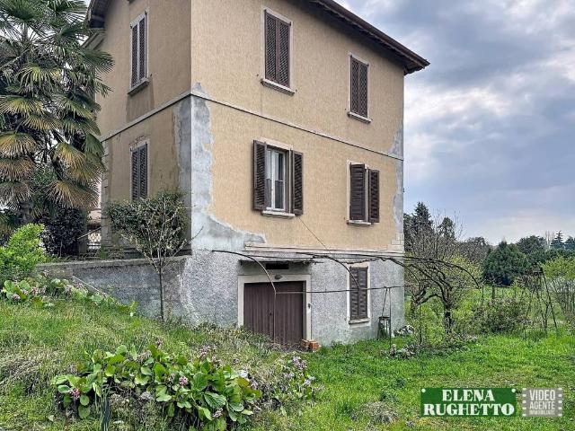 Villa Indipendente in vendita a Pagnano, Merate