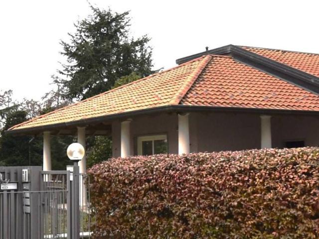Villa Indipendente in vendita a Merate, Lombardia