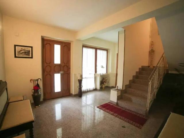 Villa Indipendente in vendita a Mercatello sul Metauro, Pesaro e Urbino