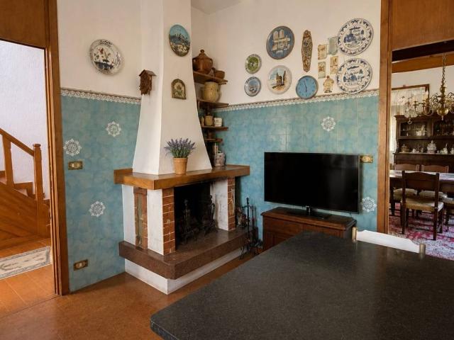 Villa Indipendente in vendita a Marche, Pesaro E Urbino