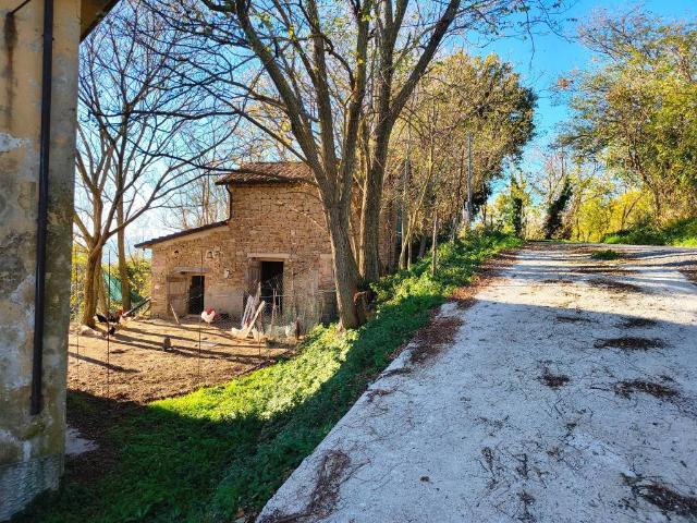 Villa Indipendente in vendita a Marche, Pesaro E Urbino