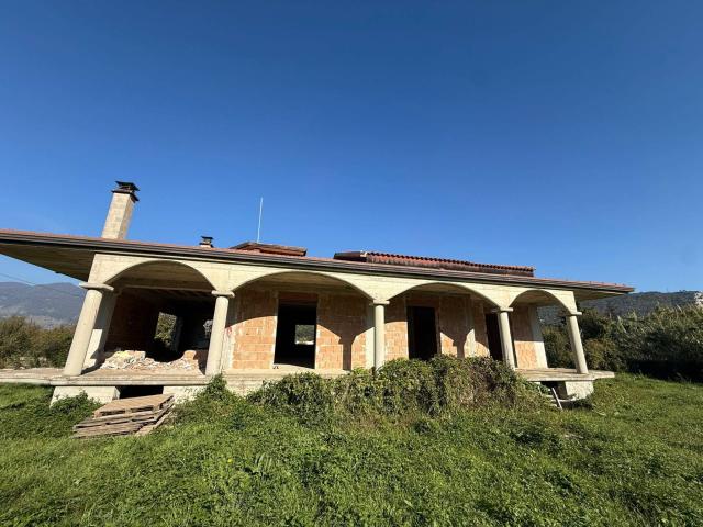 Villa Indipendente in vendita a Piazza del Galdo, Mercato San Severino