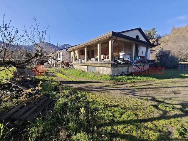 Villa Indipendente in vendita a Mercato San Severino, Campania