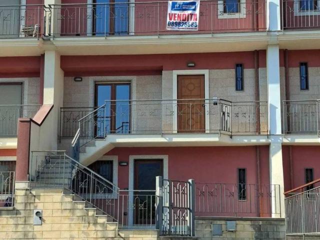 Villa Schiera in vendita a Mercato San Severino, Salerno