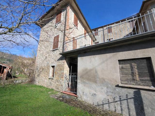 Villa Indipendente in vendita a Unione dei comuni Valle del Savio, Mercato Saraceno