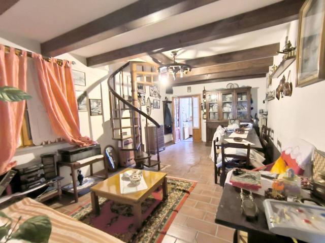 Villa Indipendente in vendita a Unione dei comuni Valle del Savio, Mercato Saraceno