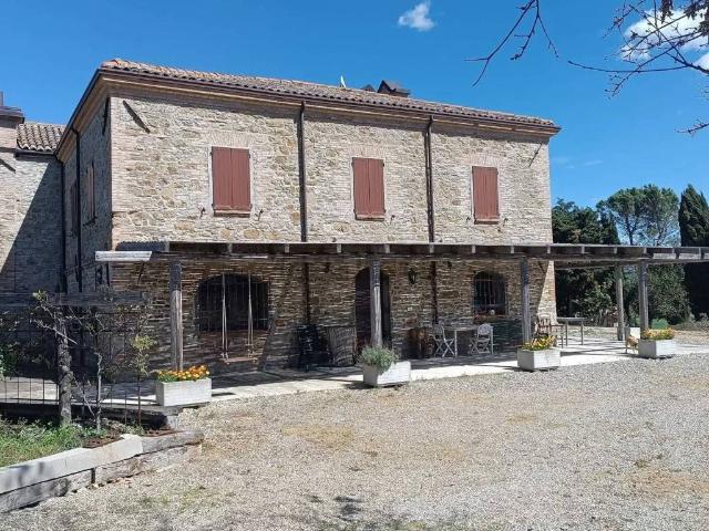 Villa Indipendente in vendita a Unione dei comuni Valle del Savio, Mercato Saraceno