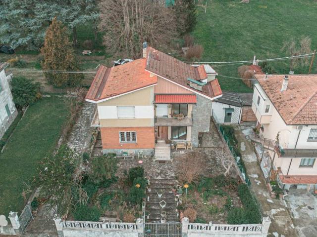 Villa Indipendente in vendita a Unione dei comuni Valle del Savio, Mercato Saraceno