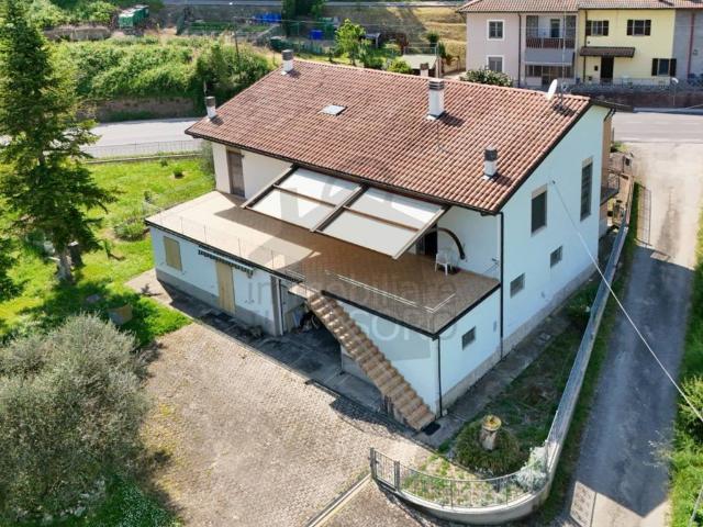 Villa Indipendente in vendita a Unione dei comuni Valle del Savio, Mercato Saraceno