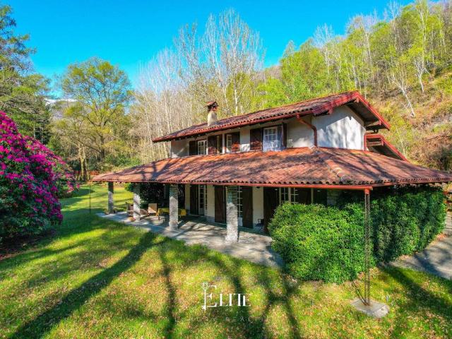 Villa Indipendente in vendita a Piemonte, Verbano-cusio-ossola