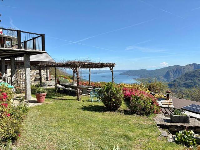 Villa Indipendente in vendita a Piemonte, Verbano-cusio-ossola