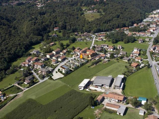 Villa Indipendente in vendita a Comunità Montana Valli del Verbano, Brissago Valtravaglia