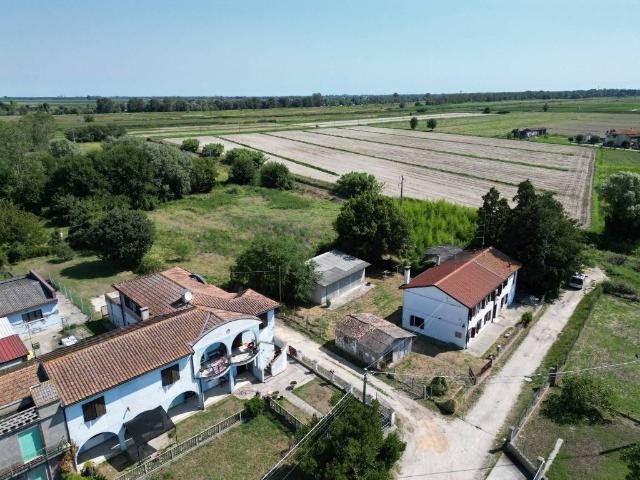 Villa Indipendente in vendita a Unione Delta del Po, Mesola