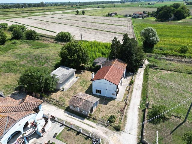 Villa Indipendente in vendita a Unione Delta del Po, Mesola