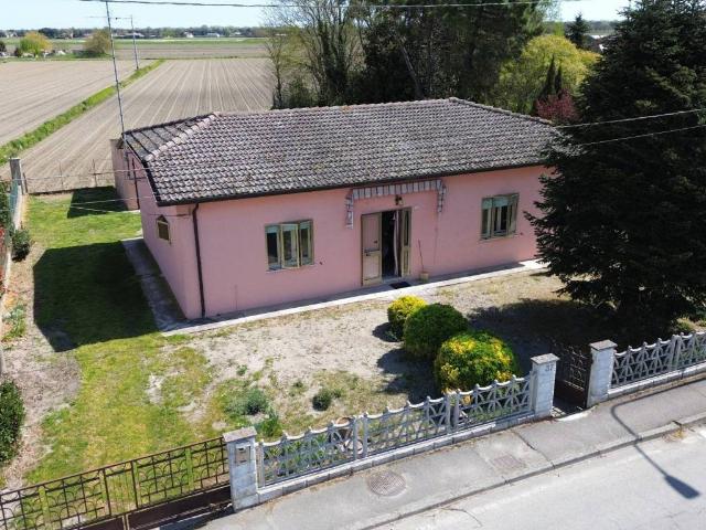 Villa Indipendente in vendita a Unione Delta del Po, Mesola