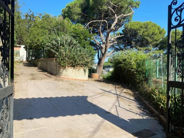 Villa Indipendente in vendita a VI Circoscrizione, Messina