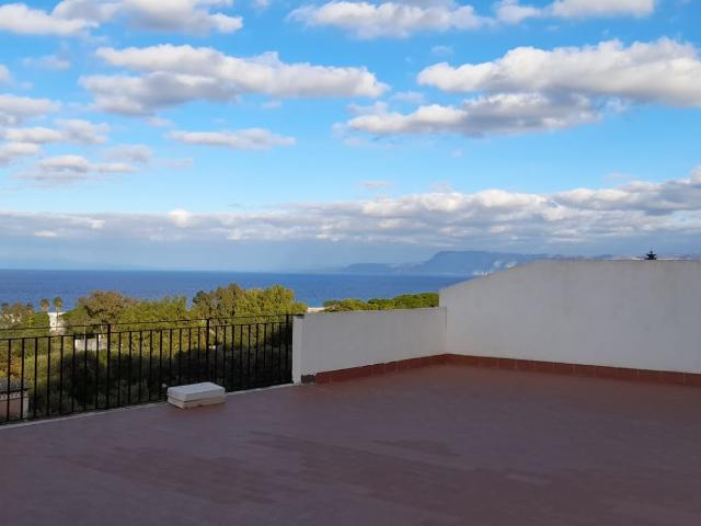 Villa Indipendente in vendita a Mortelle, Messina