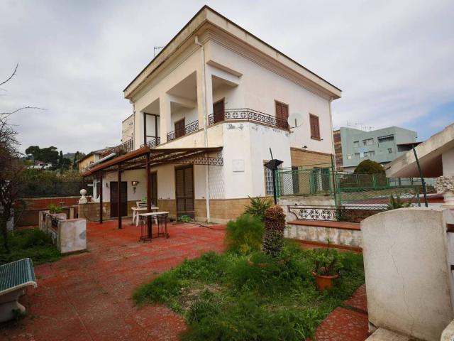 Villa Indipendente in vendita a V Circoscrizione, Messina
