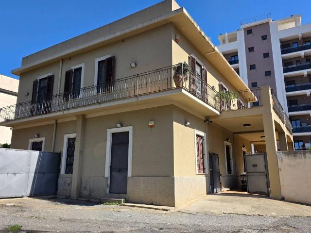 Villa Indipendente in vendita a II Circoscrizione, Messina