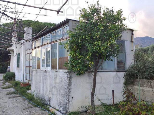 Villa Indipendente in vendita a III Circoscrizione, Messina