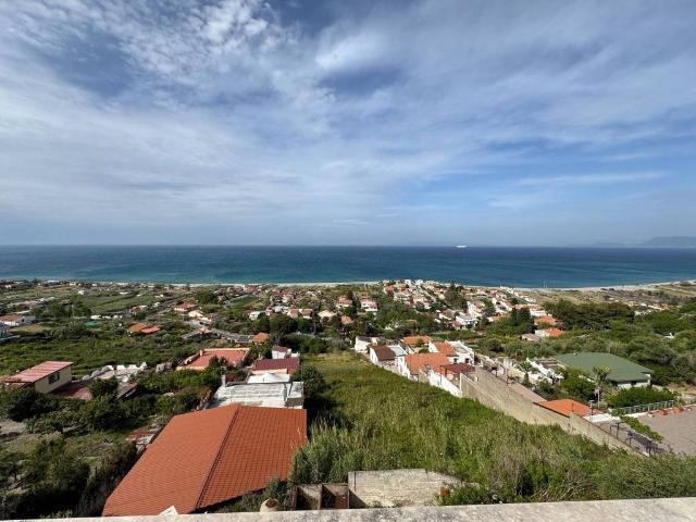 Villa Indipendente in vendita a VI Circoscrizione, Messina