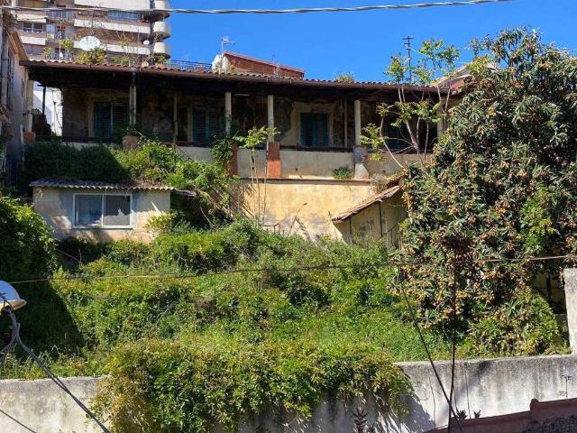 Villa Indipendente in vendita a IV Circoscrizione, Messina