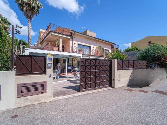 Villa Indipendente in vendita a Sperone, Messina
