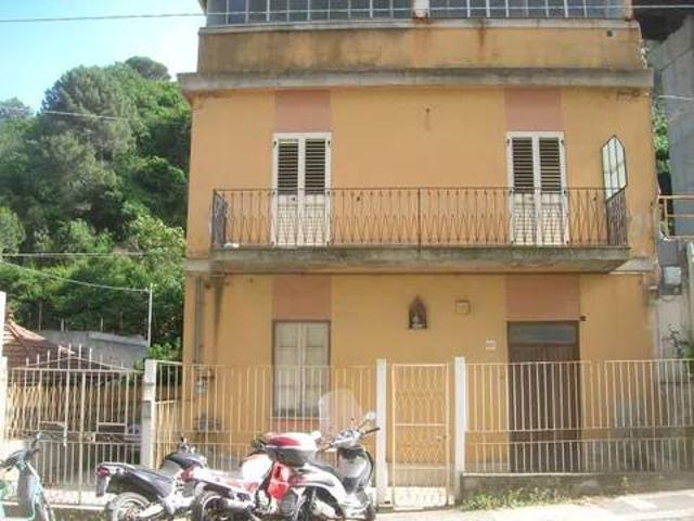 Villa Indipendente in vendita a V Circoscrizione, Messina