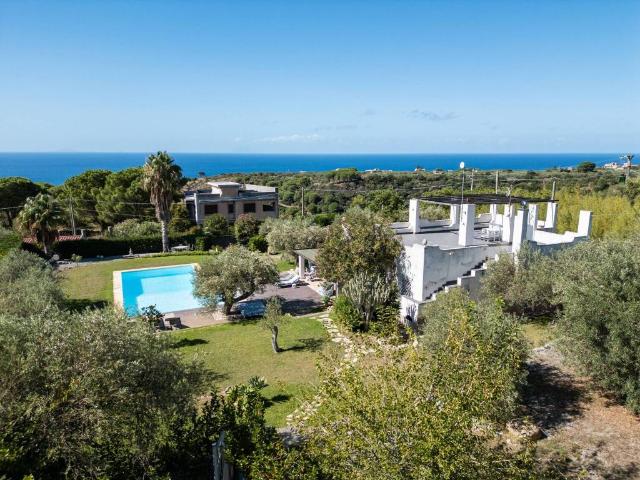 Villa Indipendente in vendita a VI Circoscrizione, Messina