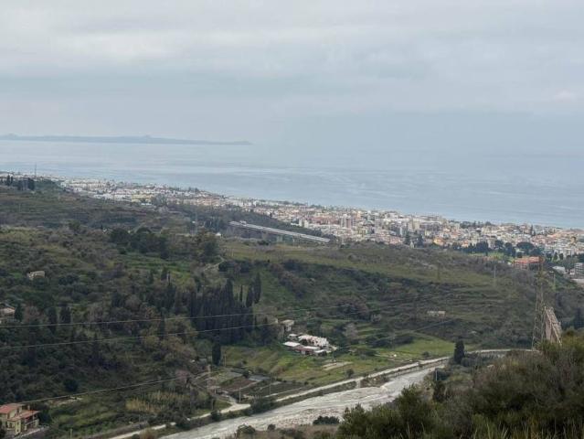 Villa Indipendente in vendita a VI Circoscrizione, Messina