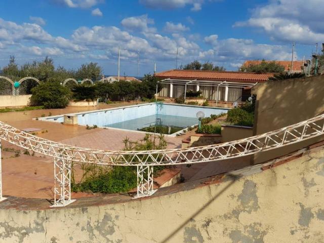 Villa Indipendente in vendita a VI Circoscrizione, Messina