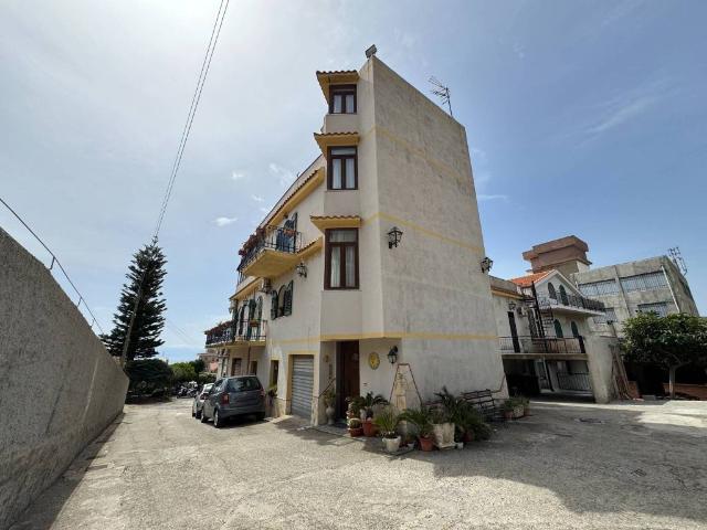 Villa Indipendente in vendita a San Filippo Inferiore, Messina
