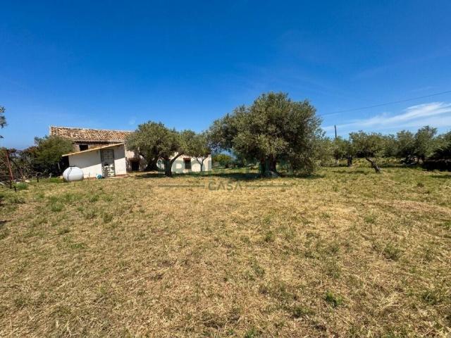 Villa Indipendente in vendita a VI Circoscrizione, Messina