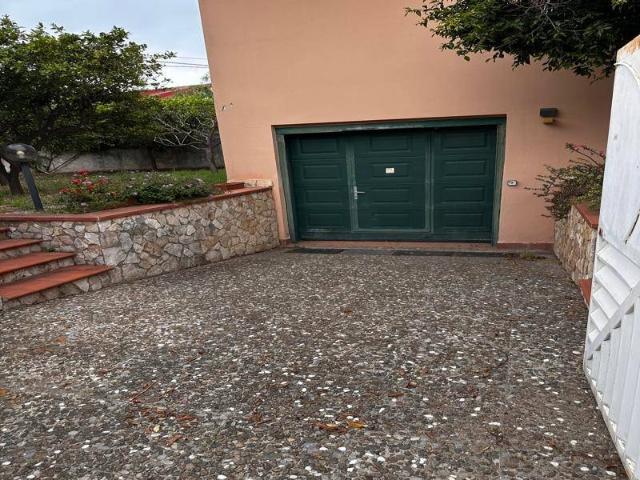 Villa Indipendente in vendita a VI Circoscrizione, Messina