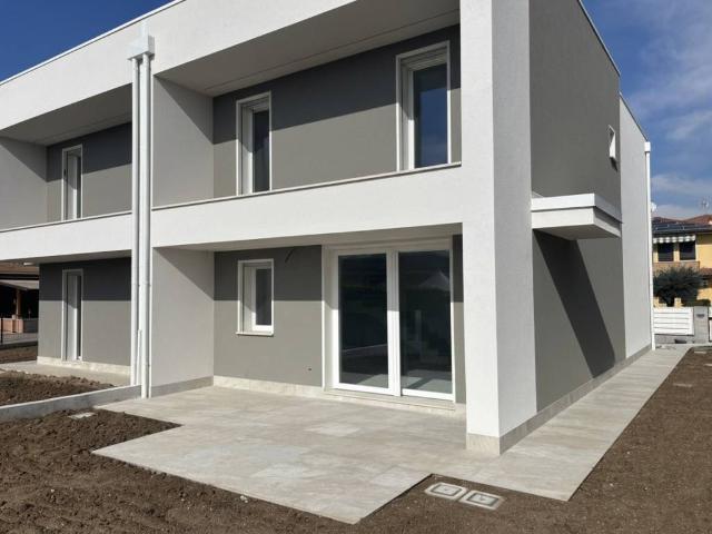 Villa Indipendente in vendita a Mestrino, Veneto